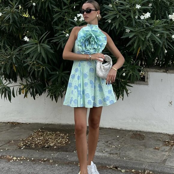 NWT GLAMOUROUS  Rosie Corsage Skater Mini-Dress -Mint-Blue Floral Size 4 - Picture 6 of 6